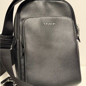 Coach Black Pebbled Leather Men's Messenger Bag